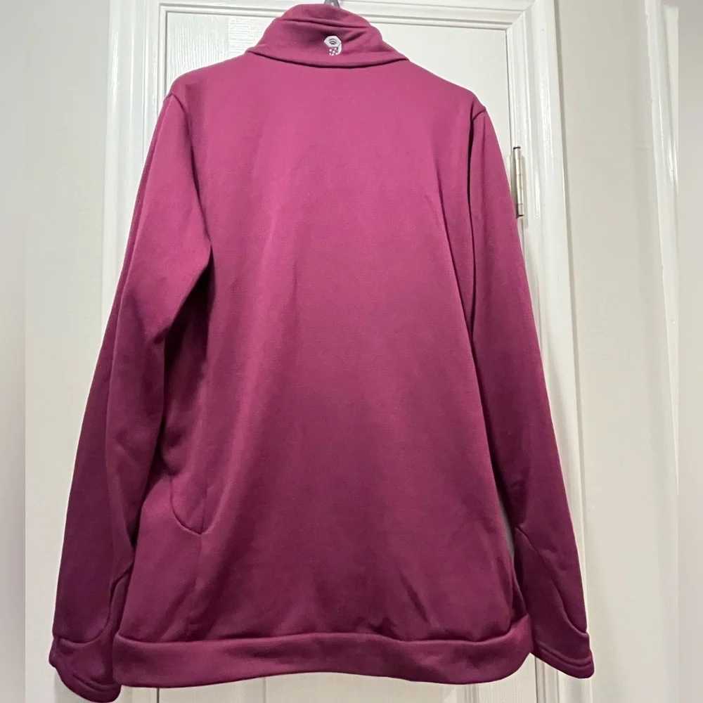 Mountain Hardware light fleece jacket - Picture 2 of 5